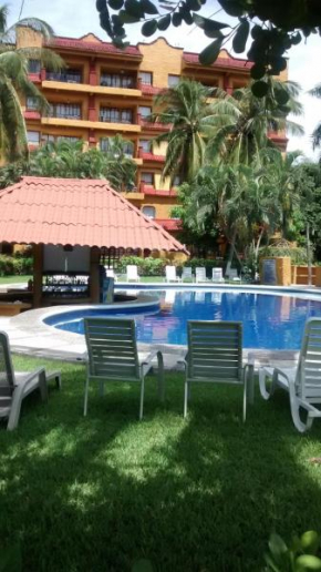 Отель Hotel Puerta Del Mar Ixtapa  Икстапа-Сиуатанехо